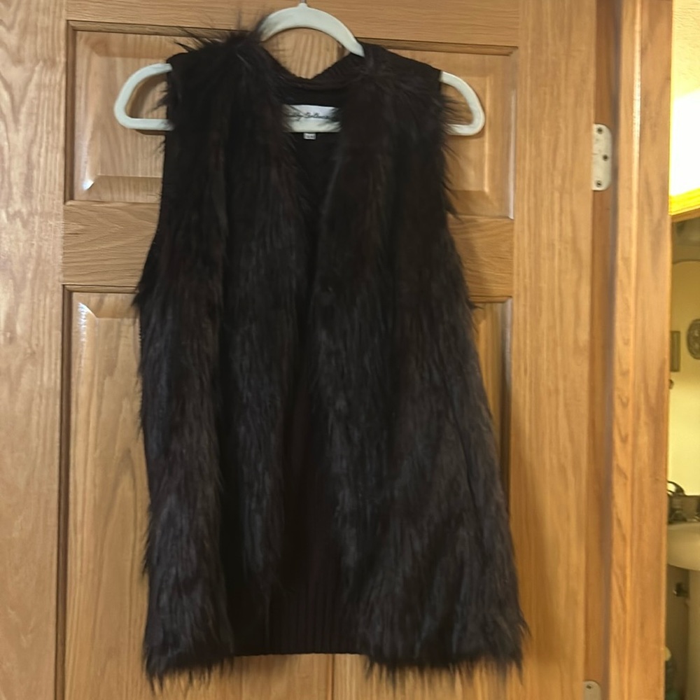 Fur vest size XL